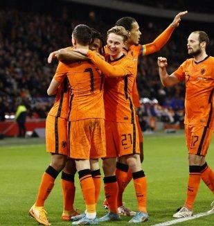 อ่าน ข่าว เนเธอร์แลนด์ 4-2 เดนมาร์ก