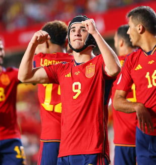 อ่าน ข่าว สเปน 6-0 ไซปรัส