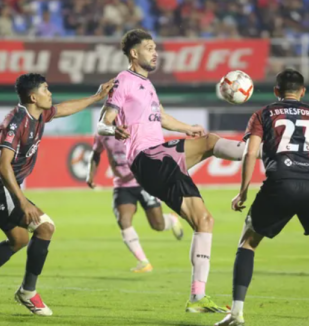อ่าน ข่าว อุทัยธานี เอฟซี 3-0 สุโขทัย เอฟซี