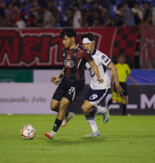 อ่าน ข่าว อุทัยธานี เอฟซี 3-1 พีที ประจวบ เอฟซี