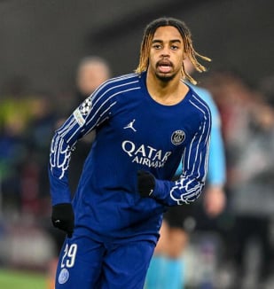 อ่าน ข่าว เสือใต้ล็อคเป้าคว้า บาร์กโกล่า จากPSG